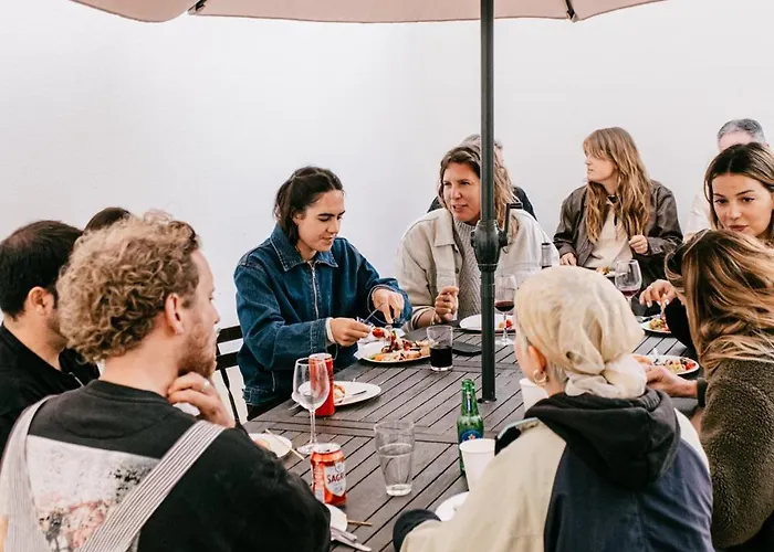 House בית הארחה *